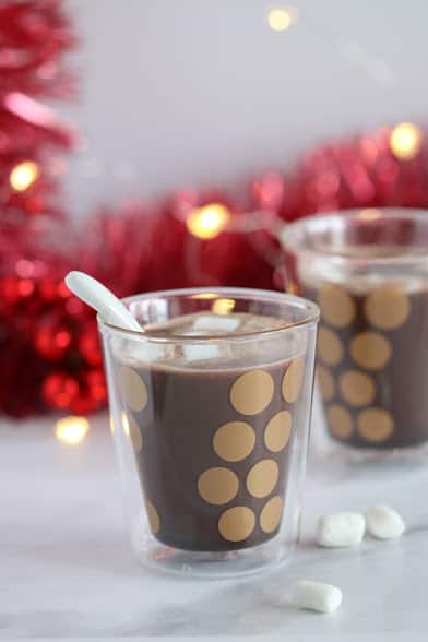 hot cocoa in cups