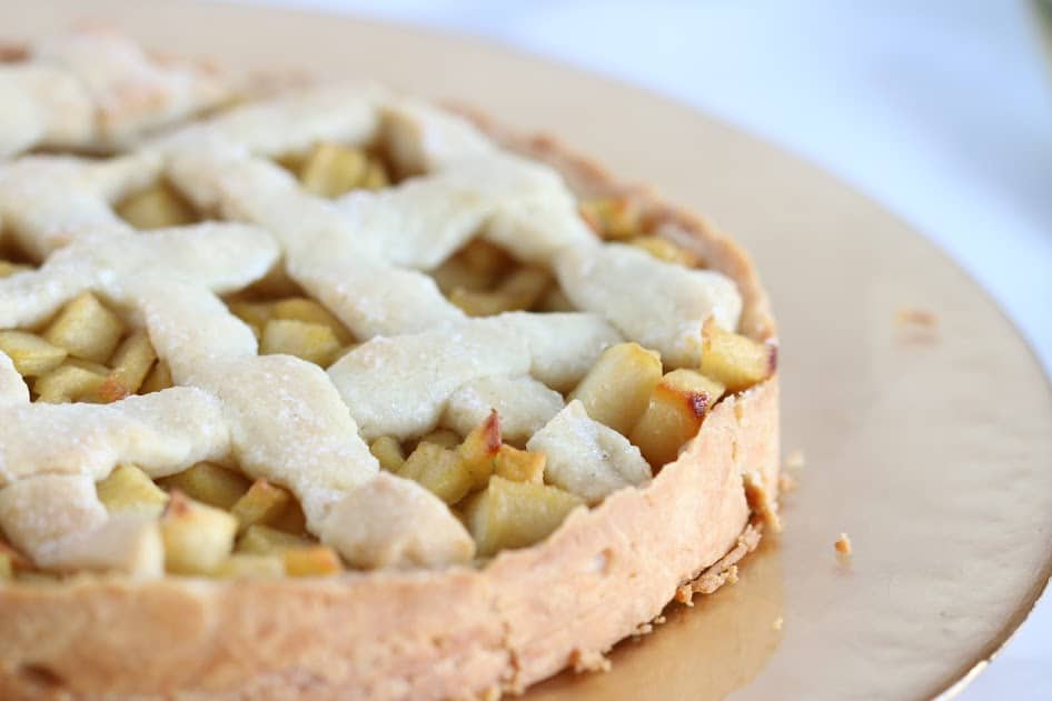 dairy free Apple pie on a gold plate